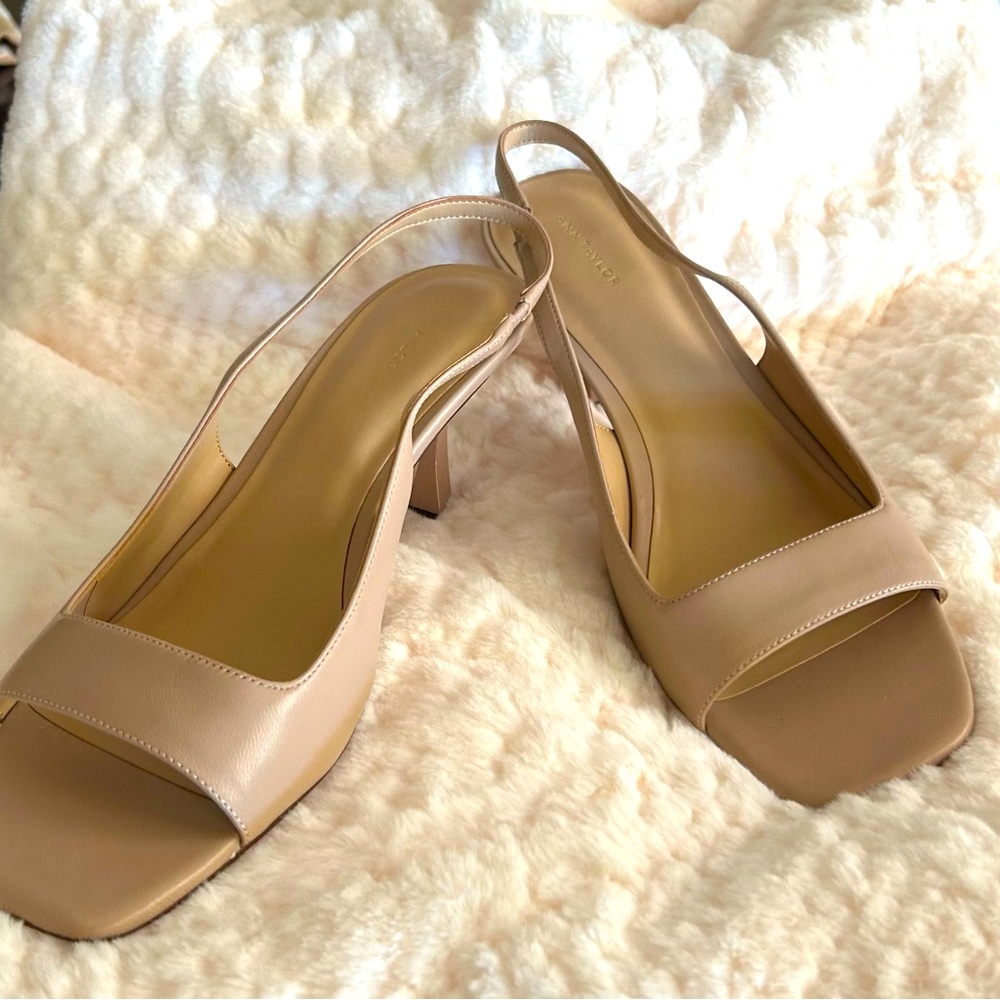 NEW, NEVER WORN Ann Taylor sling back sandals
